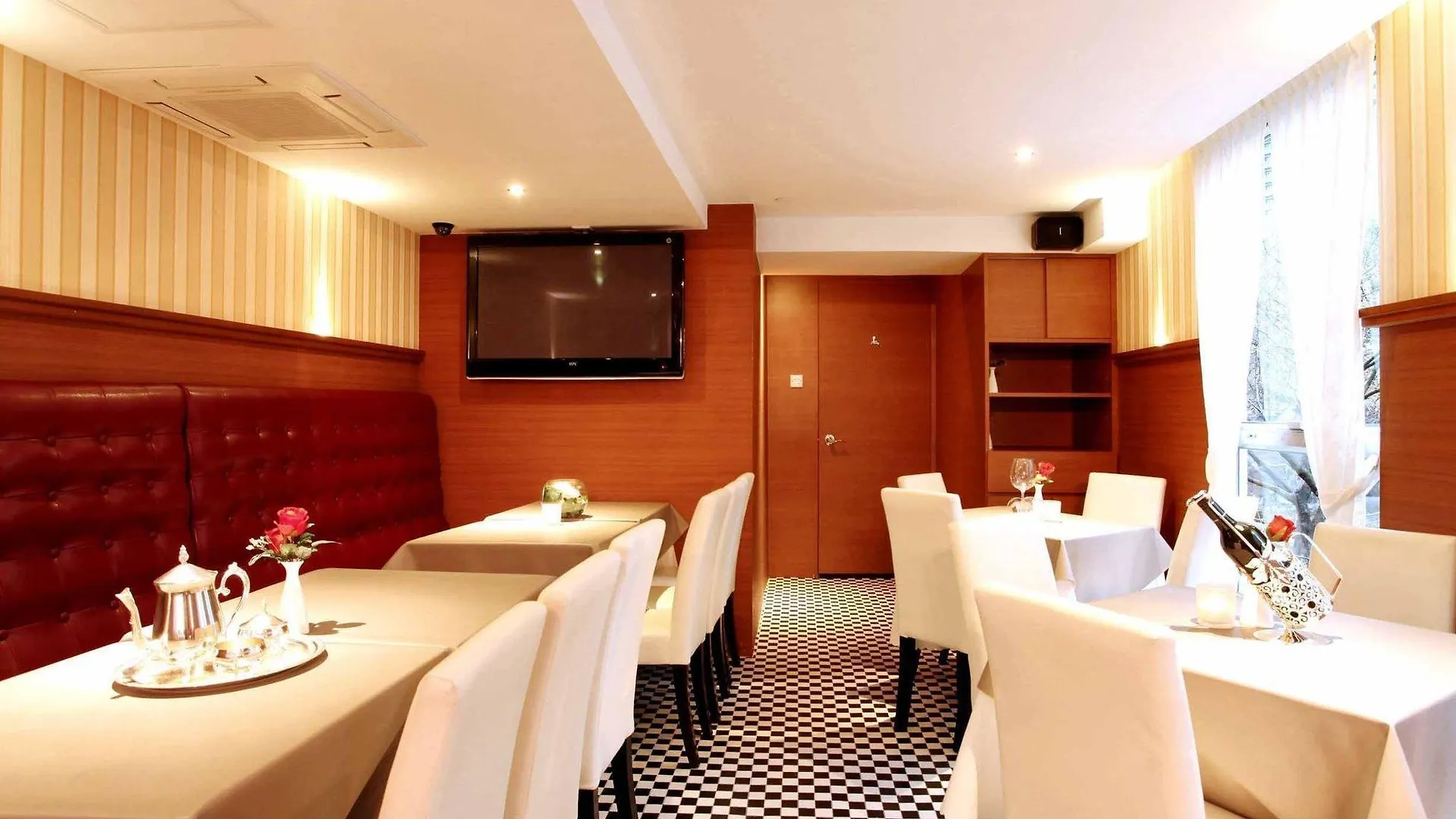 Bridal Tea House Hotel- Hung H Kowloon  China